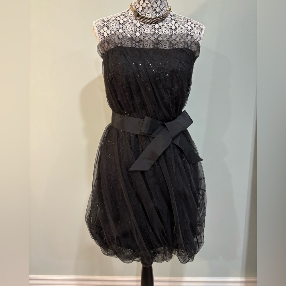 Vera Wang NWOT Black Lace Dress bubble hem PROM Birthday BANQUET PARTY LBD